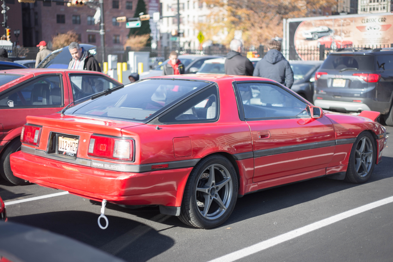 Illustration for article titled Here Is Your Gigantic Jalopnik Hurricane Relief Car Show Photo Gallery